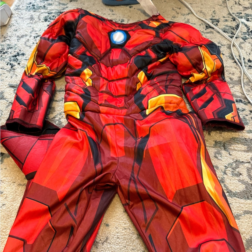 Ironman costume with mask size small 4-5T